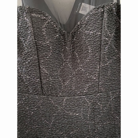 BLACK Stretchy Dress - Picture 2 of 4